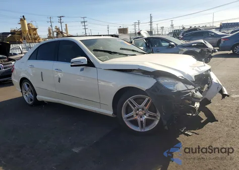 2013 Mercedes-Benz E 350 z USA, uszkodzony, nr VIN WDDHF5KB6DA746424